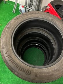 225/55 R18