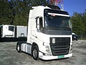 VOLVO FH 4 13 500 GLOBETROTTER XL 2015