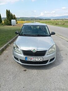 Fabia II r.v 5/2010 44kw 238 672km Benzín + LPG,