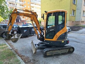 2,6 Tonový bager Hyundai R25Z-9Ak