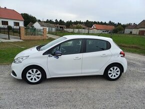 Predám Peugeot 208, 1.2i benzín,50kw,1.majiteĺ,rok výroby 12