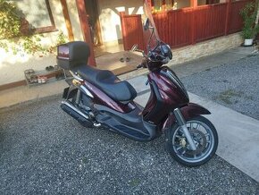 Piaggio Beverly 500