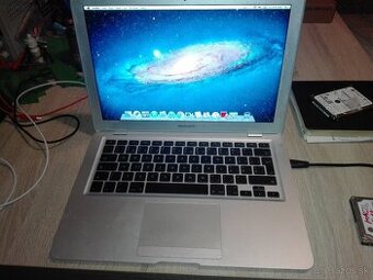 MacBook Air Mid 2008. 13,3". OS Lion. - 1