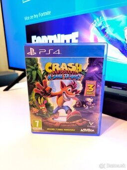 PS4 CRASH  BANDICOOT NSANE TRILOGY