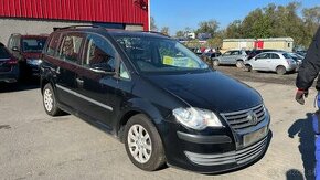 272.VW Touran 1.9tdi BXE Na náhradní díly - 1