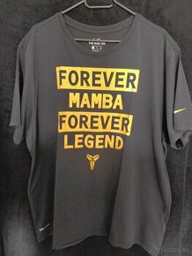 Nike Kobe "Forever Mamba Forever Legend"