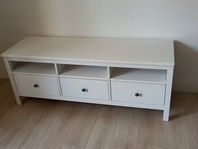 TV stolík Ikea Hemnes