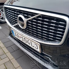 Xc 60 II chladiaca mriezka grill s kamerou