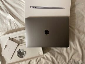 MacBook Air M1