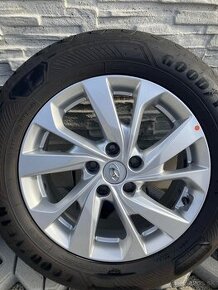 5x114,3 R17 original Alu disky Hyundai so senzormi