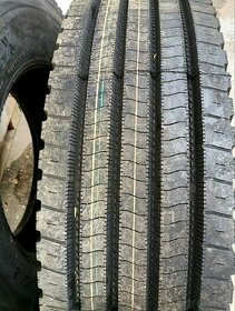 Uplne nove pneu 315/80 R 22.5 - 1