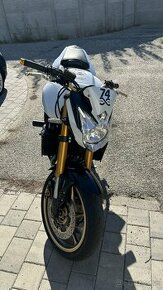 Yamaha FZ8