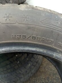 235/55R17