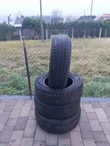 Predám zimné pneumatiky Continental 215/65  R16