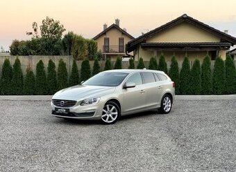 VOLVO V60 D3 2.0L 150K A/T SUMMUM GEARTRONIC SR