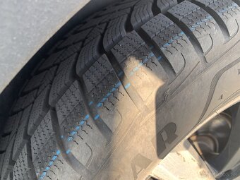 Goodyear UG PERFORMANCE SUV 255/55 R18 Zimné