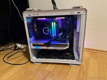 PC - Ryzen 9 7900X3D - RTX4070Ti  - 4GB Ssd - 64Gb Ram