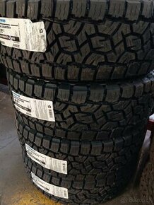 255/70 r18 TOYO OPEN COUNTRY AT3