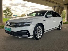 VOLKSWAGEN PASSAT VARIANT GTE 1.4 TSI ACT DSG