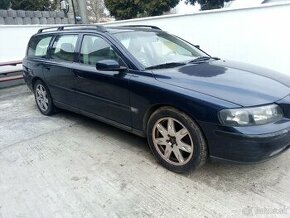 volvo V70.II. 24D D5 120kw automat5 rv 2002