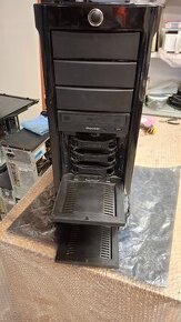 predane Tower Zalman GS1000