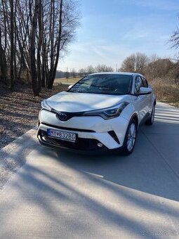 Toyota C-HR 1.8 hybrid