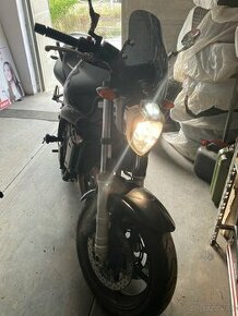 YAMAHA FZ6-fazer