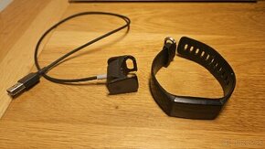 Fitbit Charge 4 fitnes naramok - 1