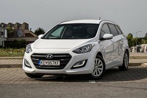 Hyundai i30 1.6 CRDi DOHC 16V YES