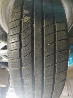 Pneu 185/55R15