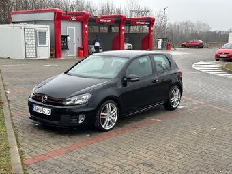 VW Golf 6 GTI 2.0 tsi