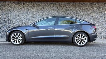 Tesla model 3 Standard Range plus