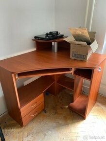 Počítačový stôl - 1