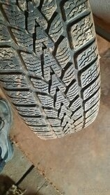 Predam zimne 175/65r15 2kusi