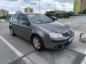 Volkswagen golf 5 1.6