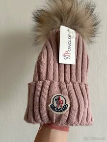 Moncler čiapka