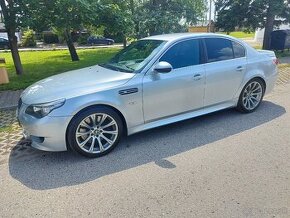 BMW M5 E60 v10 - 1