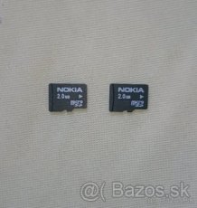 Nokia MicroSD 1GB a 2GB, SanDisk SD 256MB