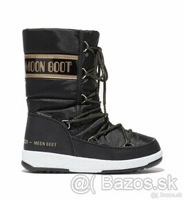 KRÁSNE DETSKÉ SNEHULE značky MOON BOOT, PC 130 EUR