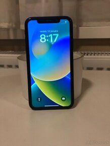 IPhone 11, 64GB, veľmi zachovalý