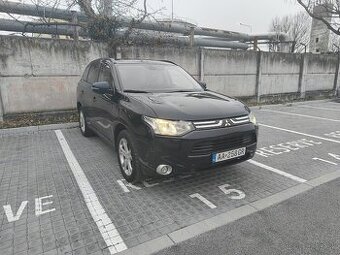 Mitsubishi Outlander 4x4 2,2 diesel automat