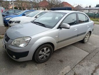 Kia Rio Sporty Sedan 1,4/16V rv.2009