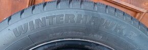 zimné pneumatiky  215/55 R16  93H