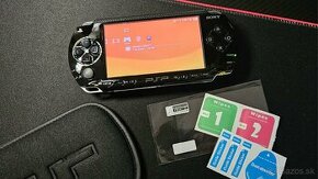 PSP 1000 (HACKNUTÉ)