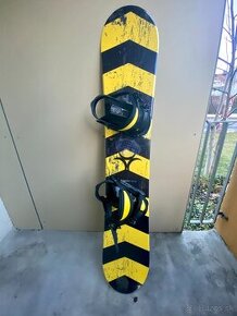 ♦Snowboard Radical 150cm ♦