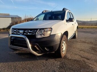 DACIA DUSTER 1.6i 77KW,ROK 2014,PO SERVISU,ZIMNÍ PNEU