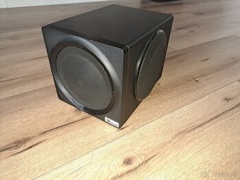 Aktívny subwoofer