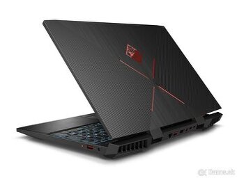 HP OMEN 15