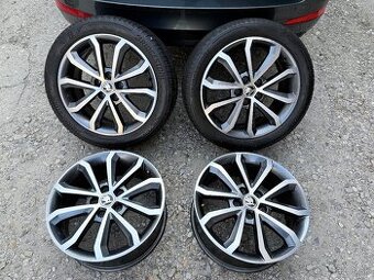 5x112 R17 original Skoda Octavia 3 HAWK - 1