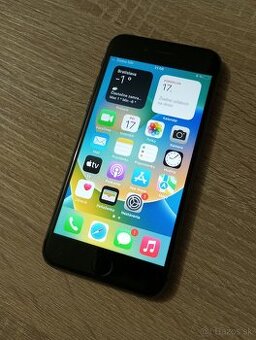 iPhone 8 / 128GB Super stav